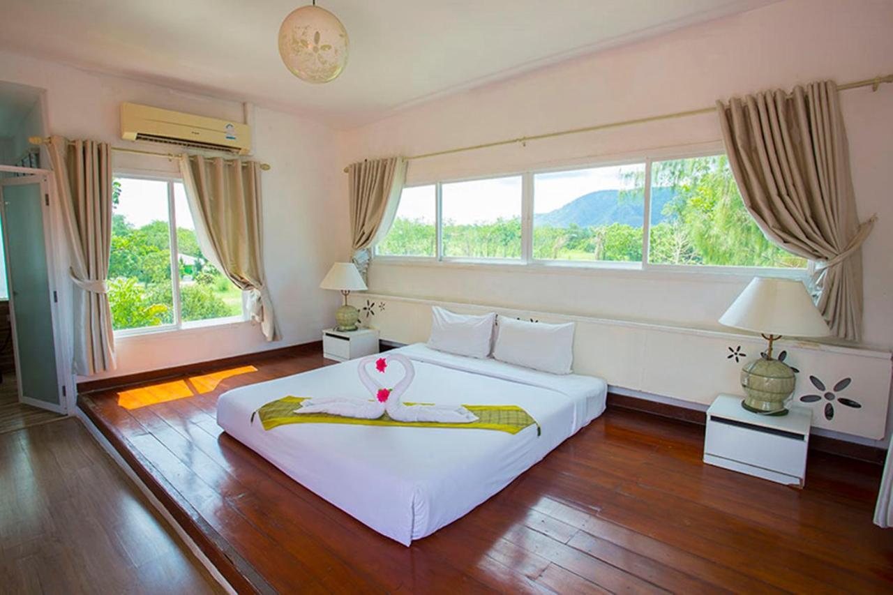 Aurora Resort Khao Yai Му-Си Экстерьер фото