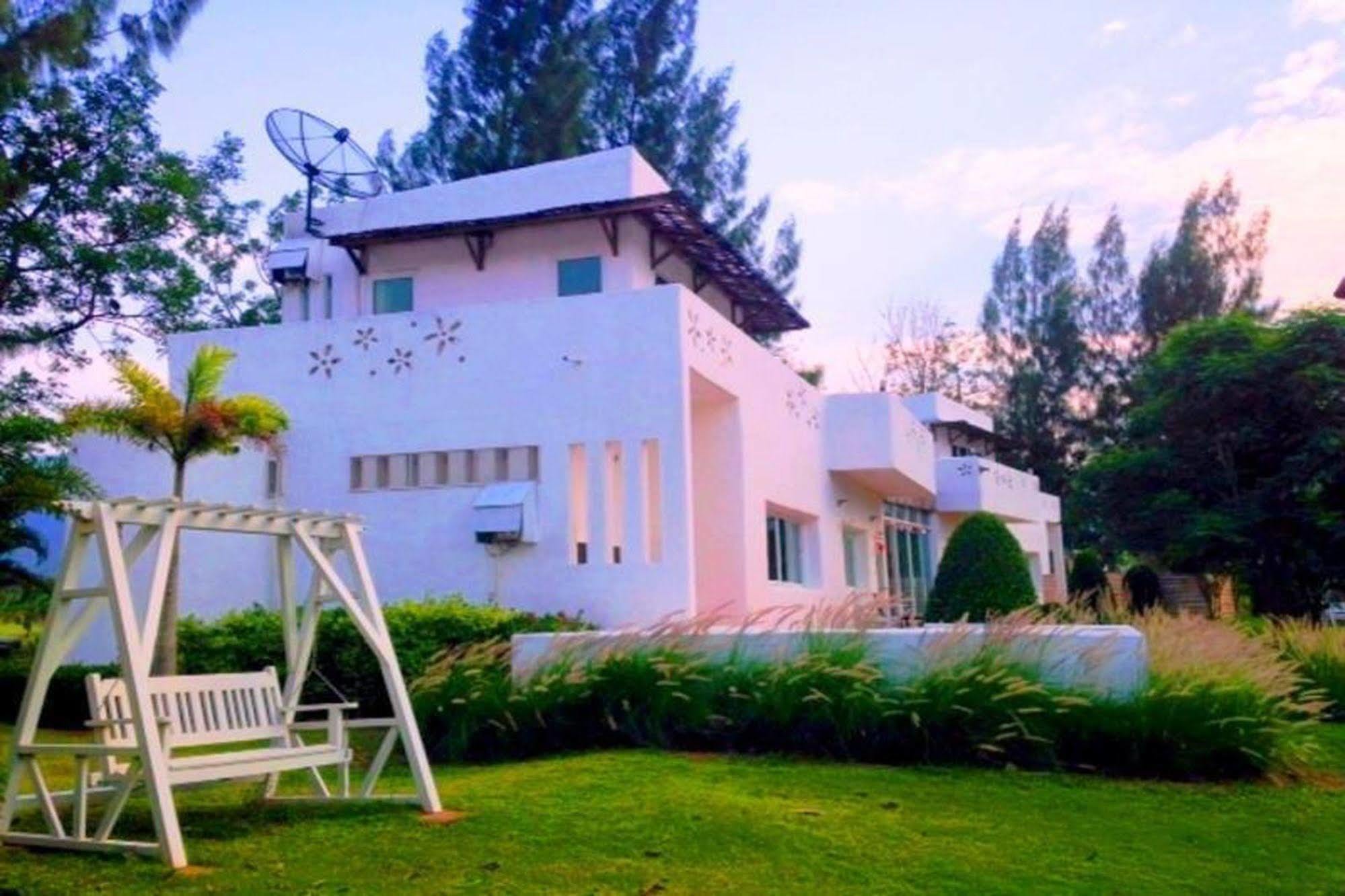 Aurora Resort Khao Yai Му-Си Экстерьер фото