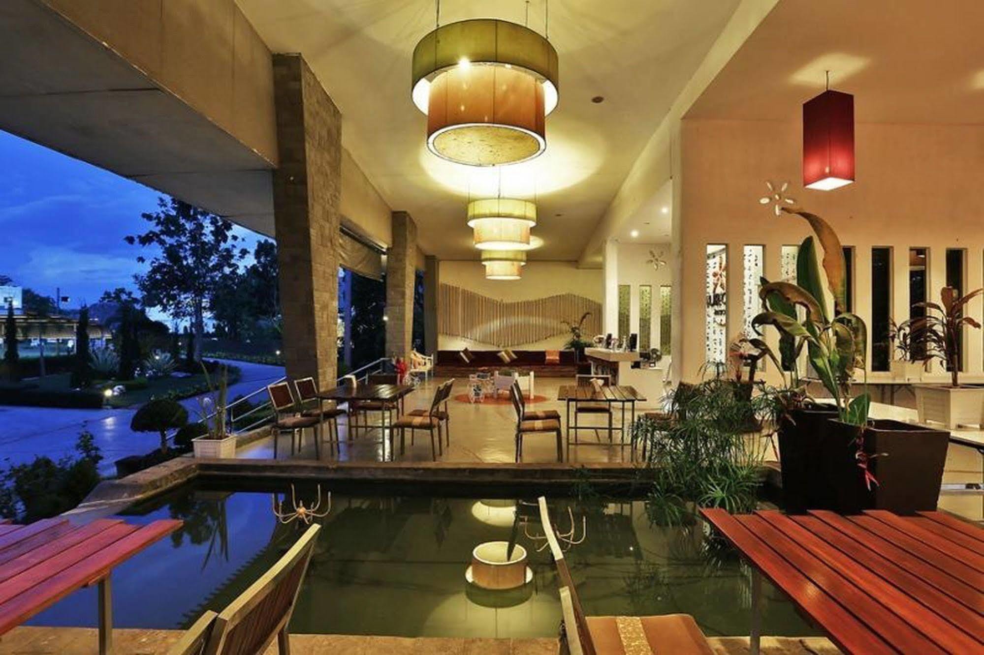 Aurora Resort Khao Yai Му-Си Экстерьер фото