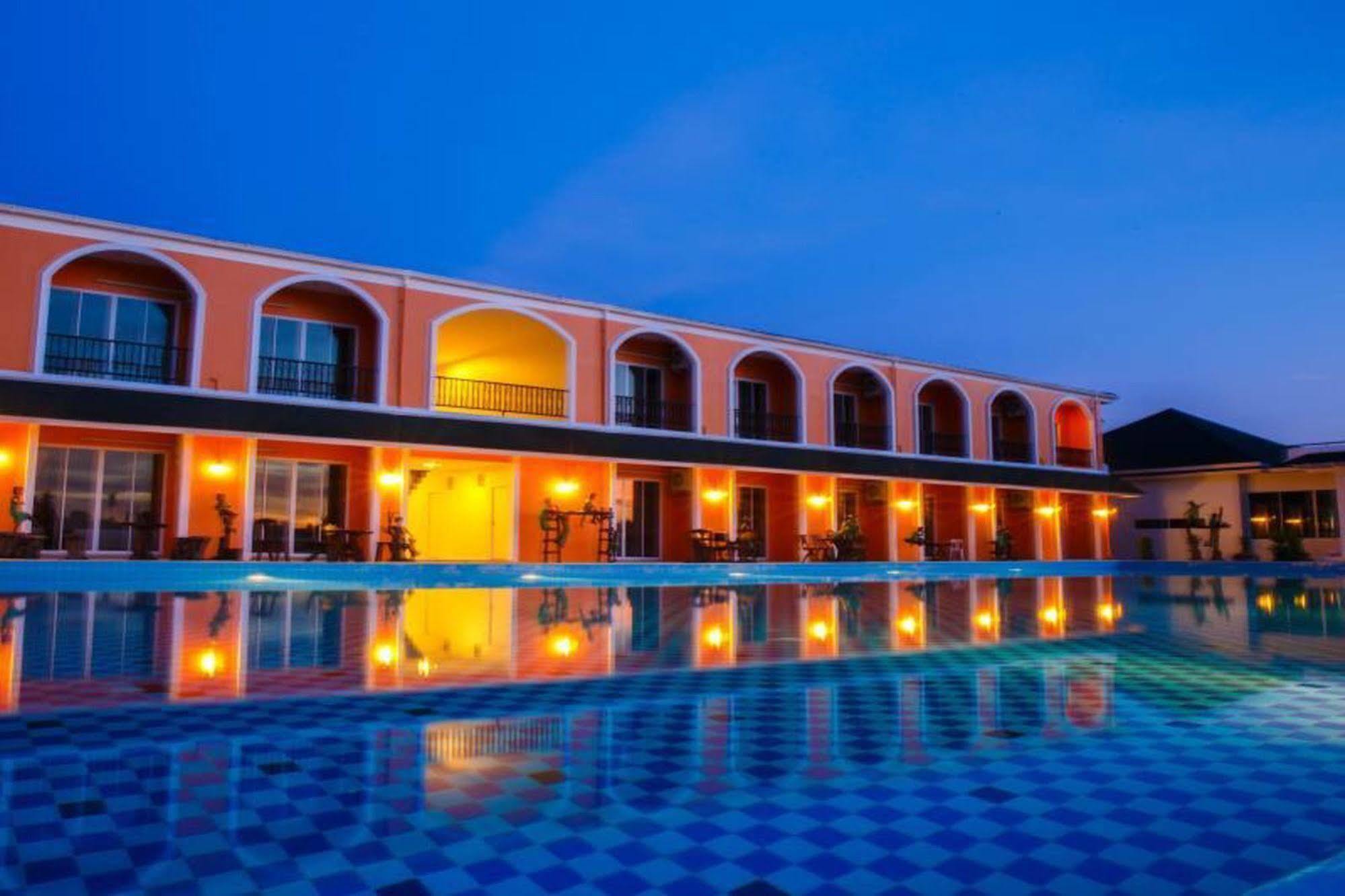 Aurora Resort Khao Yai Му-Си Экстерьер фото
